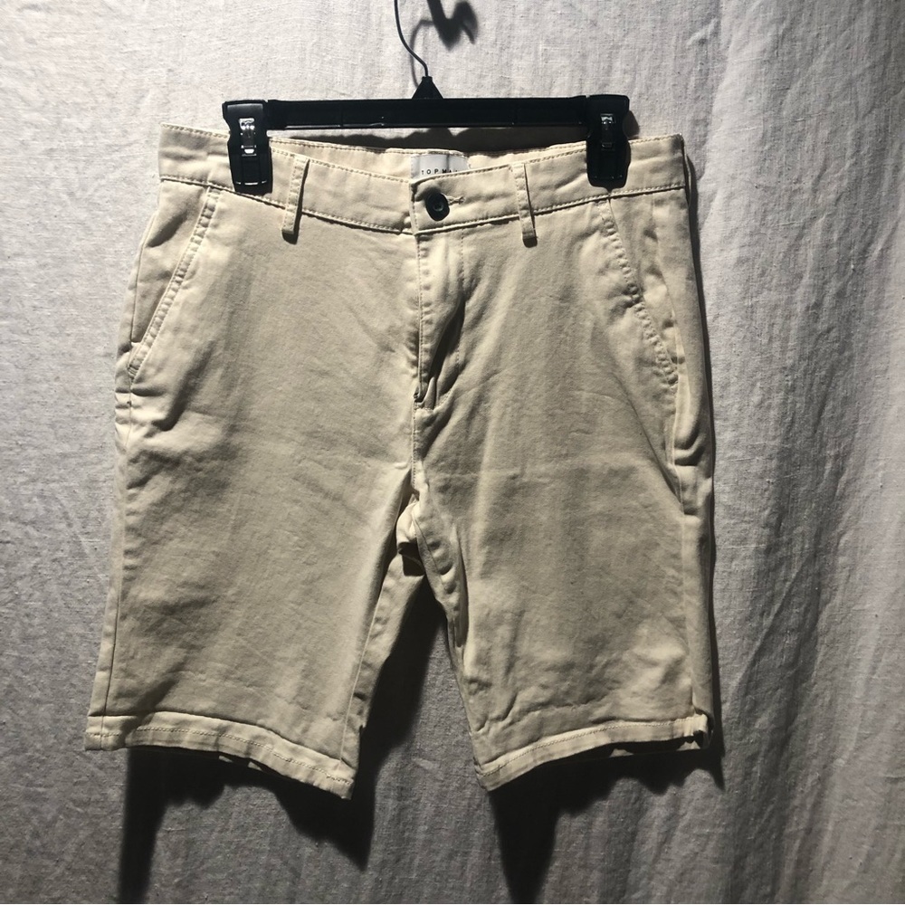 Topman Mens flat front chino shorts ivory cream color size 32